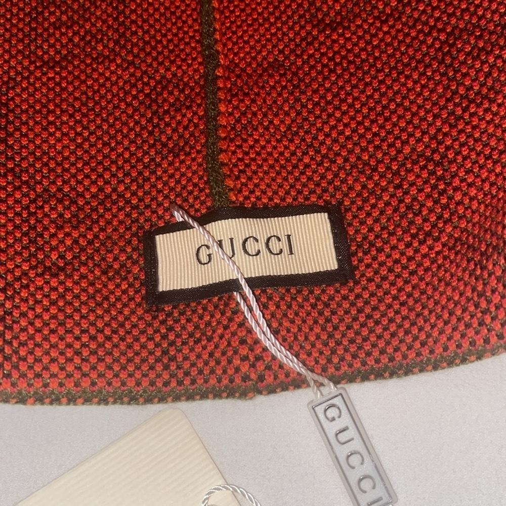 Gucci Red and Orange Beanie with Green Trim - Picture 3 of 3